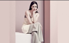 乳胶紧身衣小说